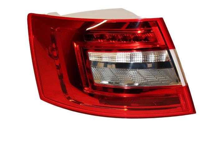 فانوس ليد خلفى شمال اصلي سكودا A7 2018-2021