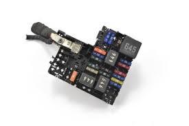 علبه فيوزات أصلية لمجموعة فولكس فاجن