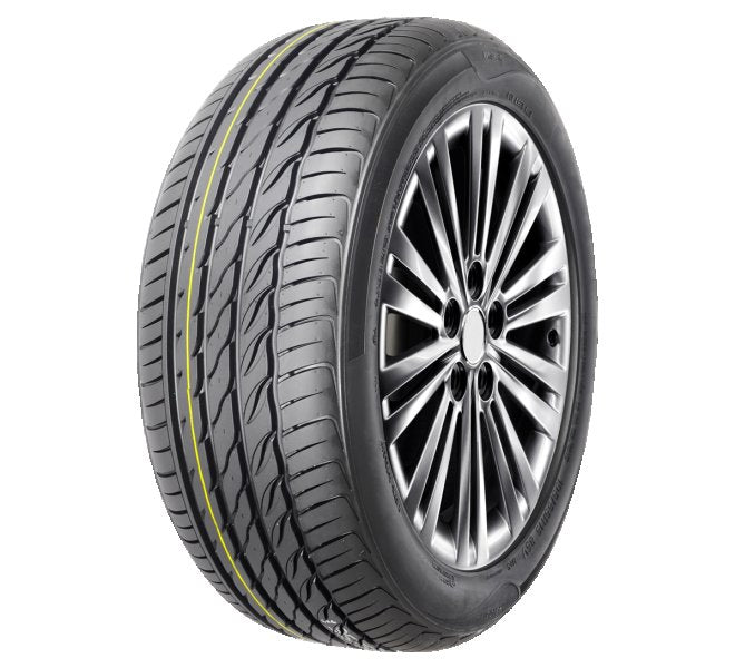 Sportrak SP726 - XL - 215/50ZR17 (95W) 2025 – N Auto Express